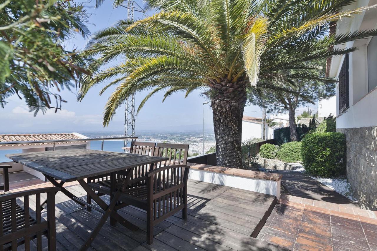 House Vista Bella Villa Росес Екстериор снимка